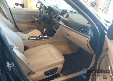 2015 BMW 328I xDrive z USA, uszkodzony, nr VIN WBA3B5G57FNS13672